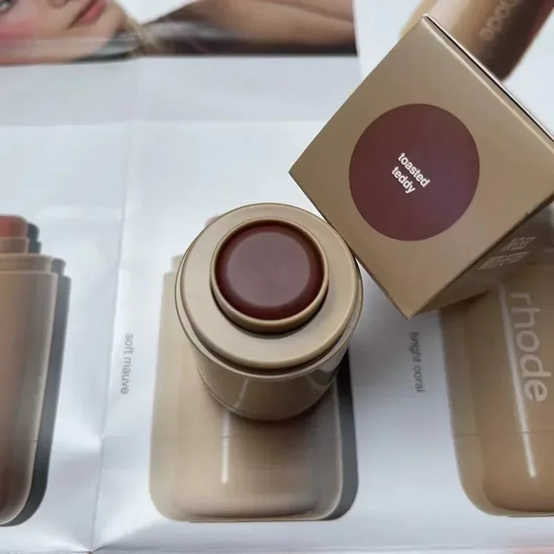 Blush e Batom Cremoso Multifuncional Rhode Glow – Efeito Natural e Hidratação Intensa