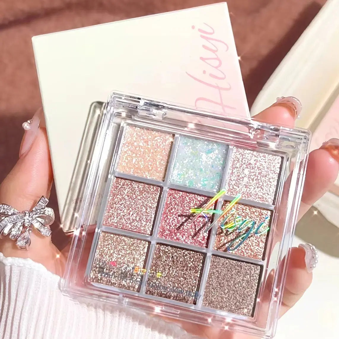 Paleta de Sombras Dazzling Magia Roxa – 9 Tons com Brilho Intenso e Longa Duração